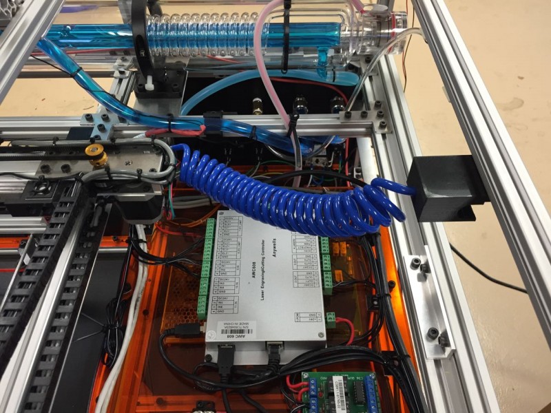 Coiled air assist hose